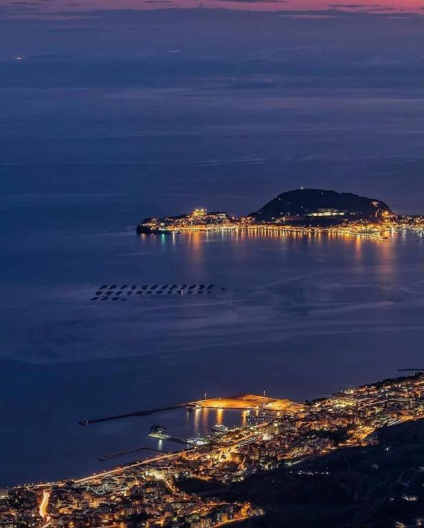 Nel borgo di Gaeta Palazzetto terra-cielo - 5