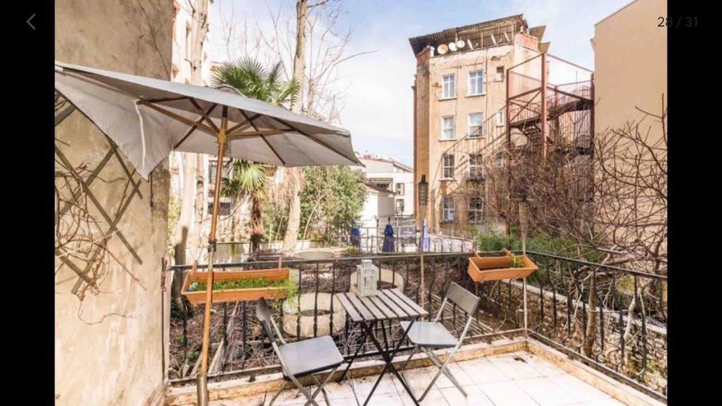 Cute home heart of Istanbul photo