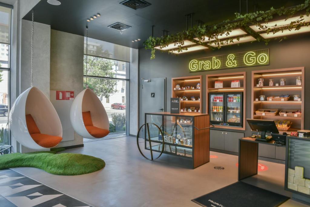 ibis Baku City photo