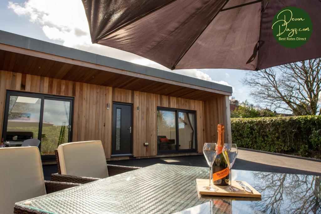 The Gatehouse Axminster, Axminster