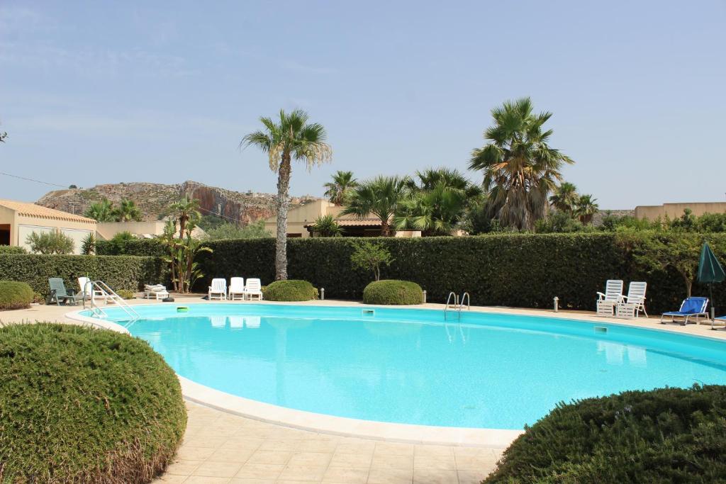 Casa Vacanze Libeccio - Villetta con giardino e piscina condominiale - 2