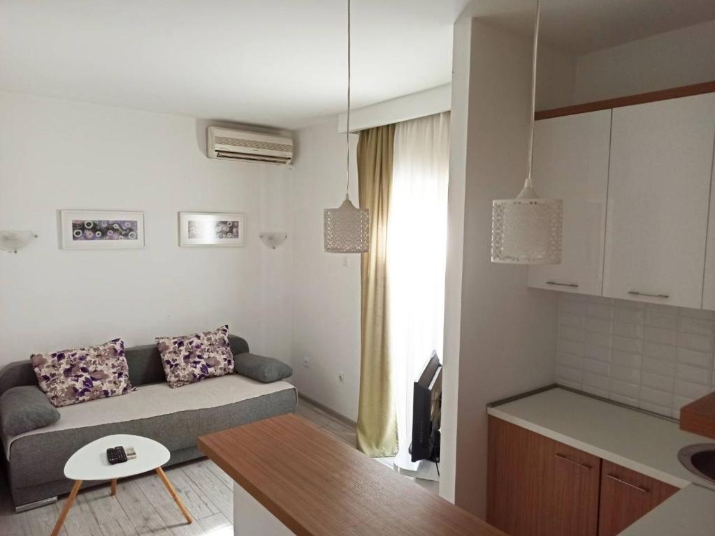 Mediteraneo Apartments - 2