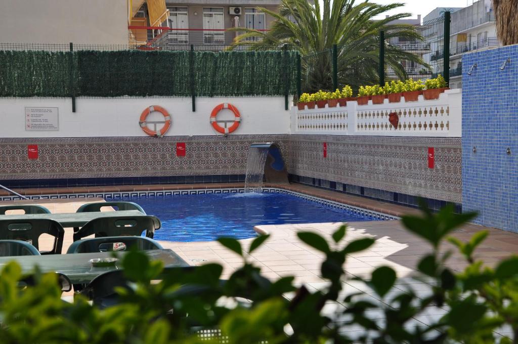 Aparthotel Safari — Swimming pool in Calella, Catalonia