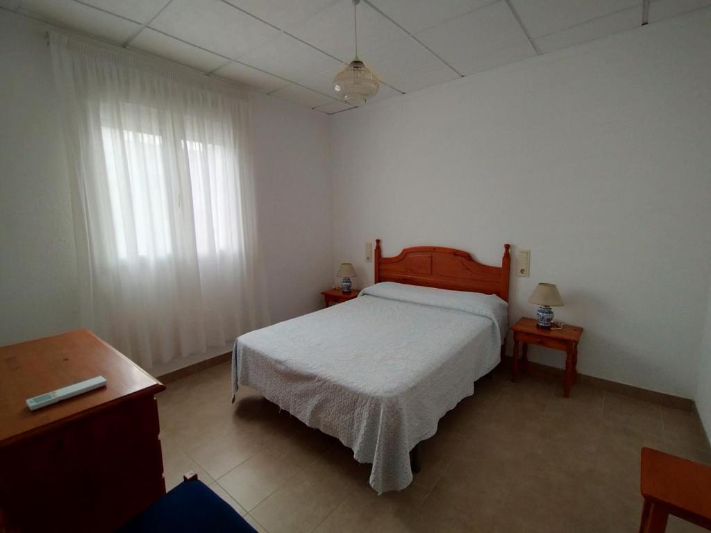 apartamento con aire acondicionado de tres dormitorios en el centro y junto a la playa - 4