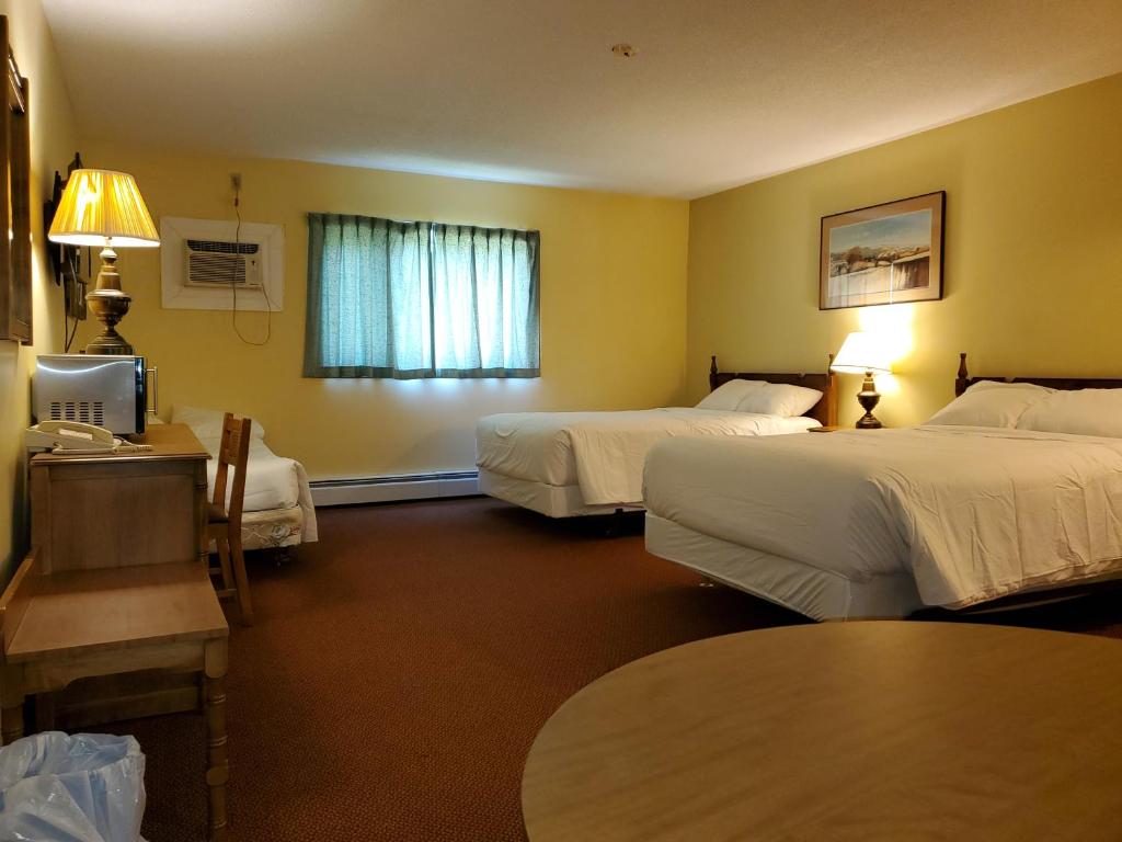 Englehart Motel photo