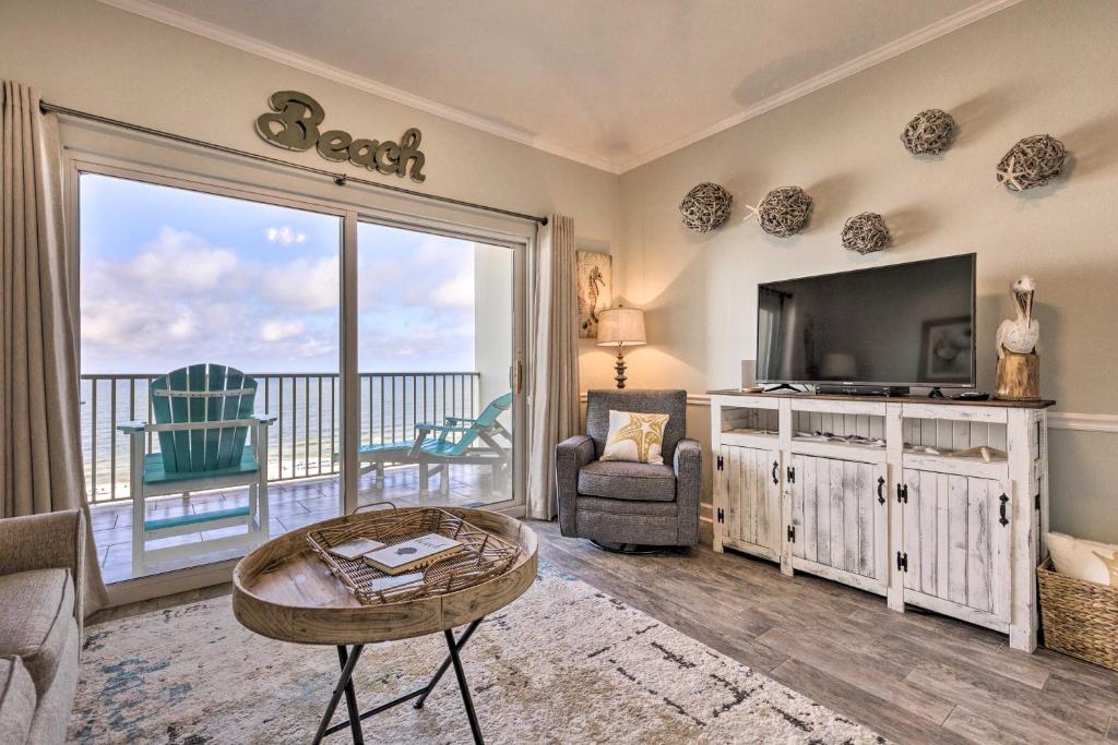 Ocean Views and Pool Access Orange Beach Condo!, Orange Beach