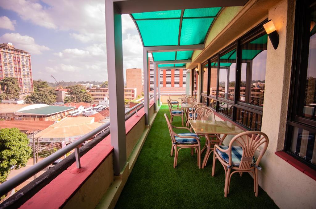 The Crossroads Hotel photo