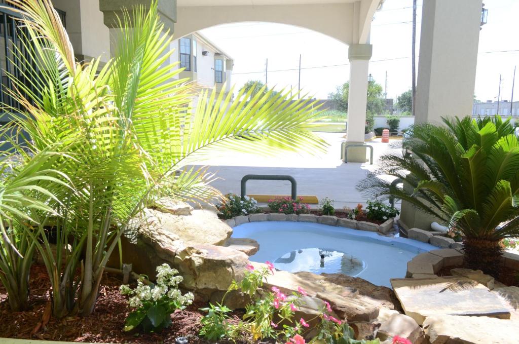 Scottish Inn and Suites NRG Park/Texas Medical Center - Houston photo