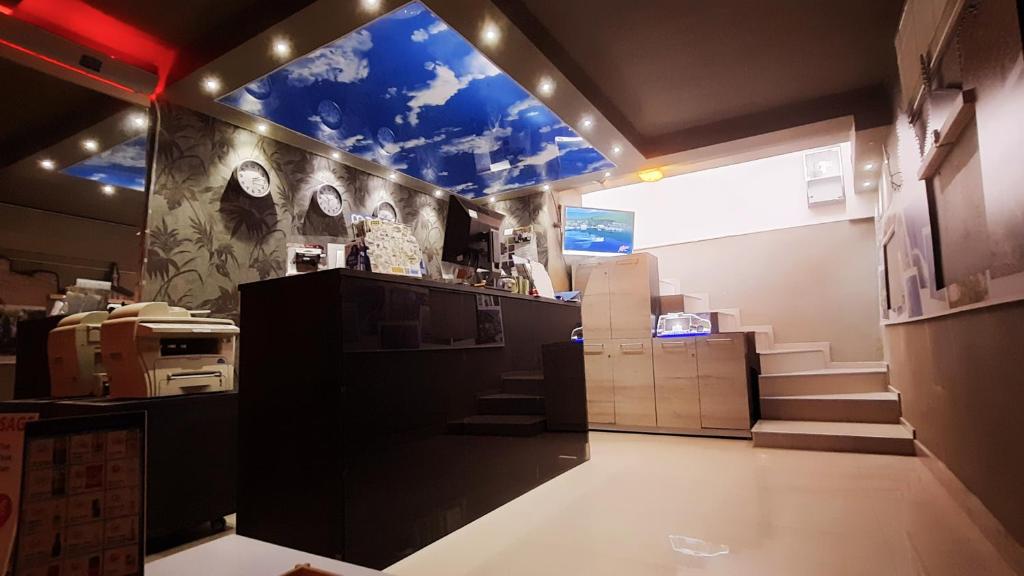 Aloha Luxury Apartments photo