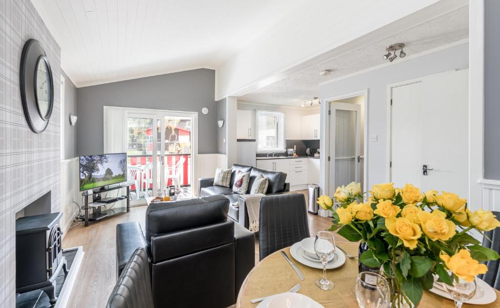 High Range Self-Catering Chalets — Hotel in Aviemore
