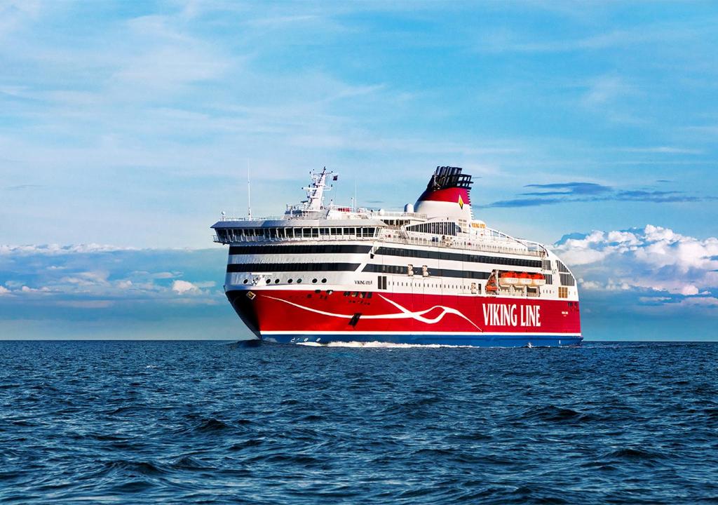 Viking Line ferry Viking XPRS - One-way journey from Helsinki to Tallinn — Hotel in Helsinki