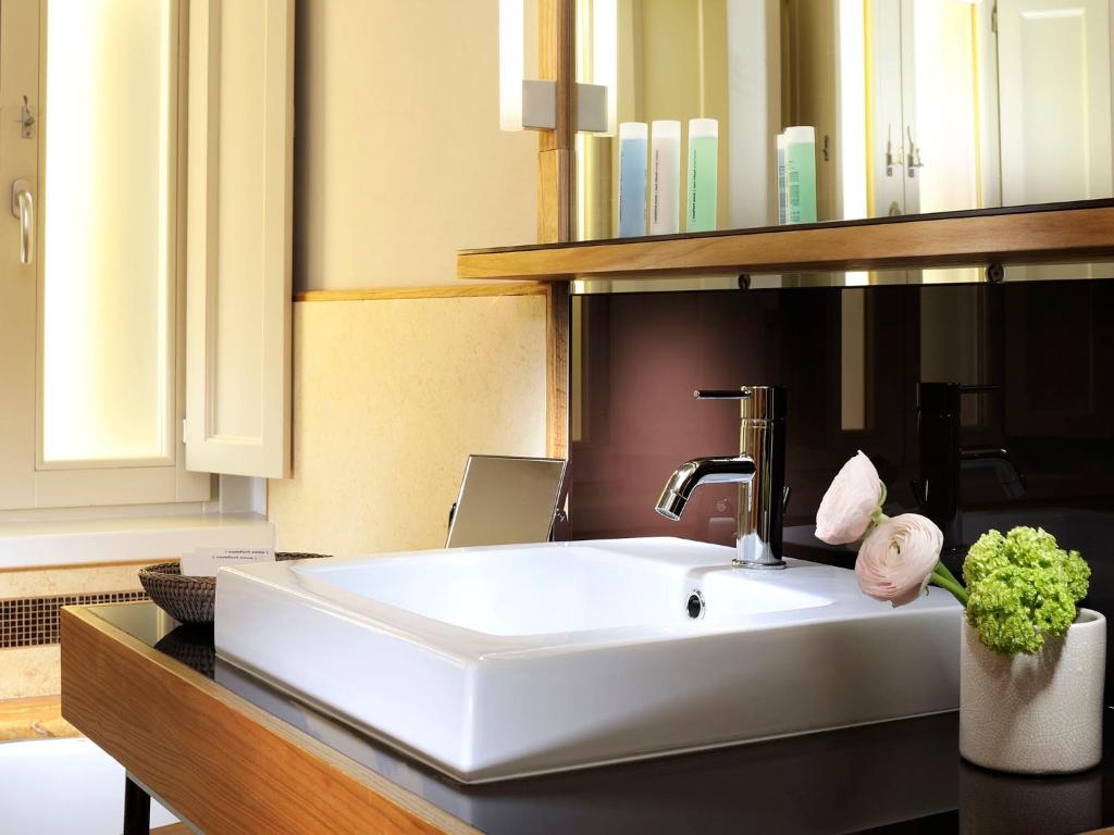 Hotel Facilities