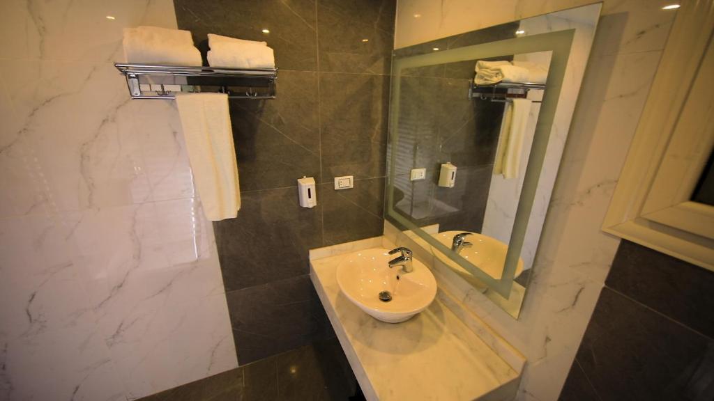 Villa 14 Suites photo