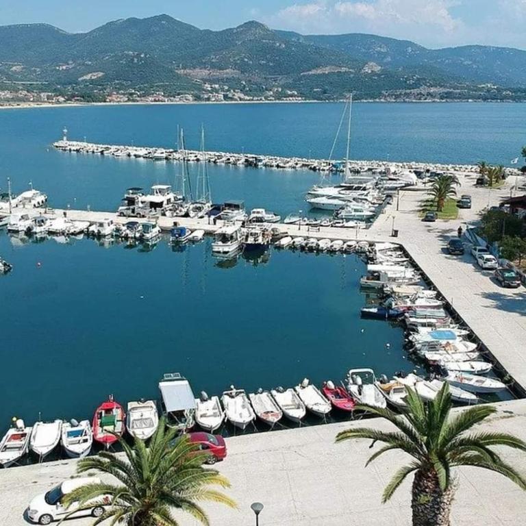 Seaside Lux Apartment photo