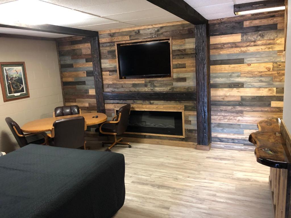 Bel Aire Motel — Hotel in Chamberlain (SD)