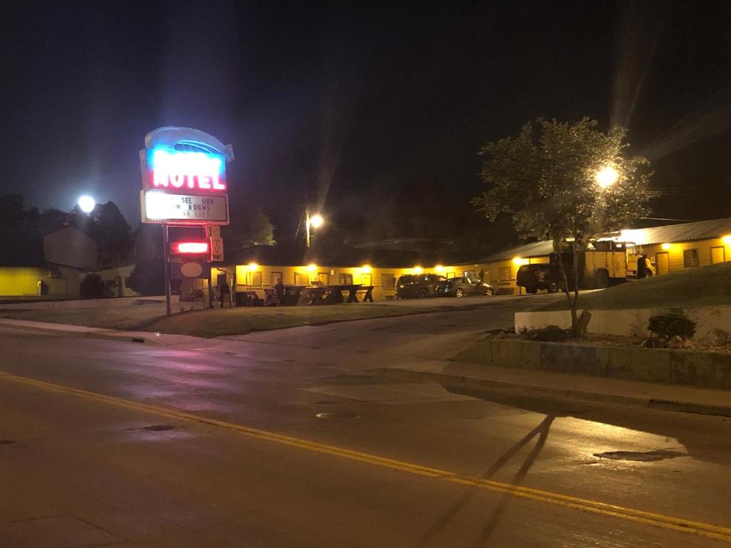 Bel Aire Motel photo