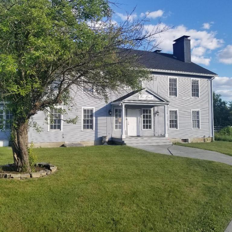 The Bond 1786 Inn — Hotel in Warrensburg (NY)