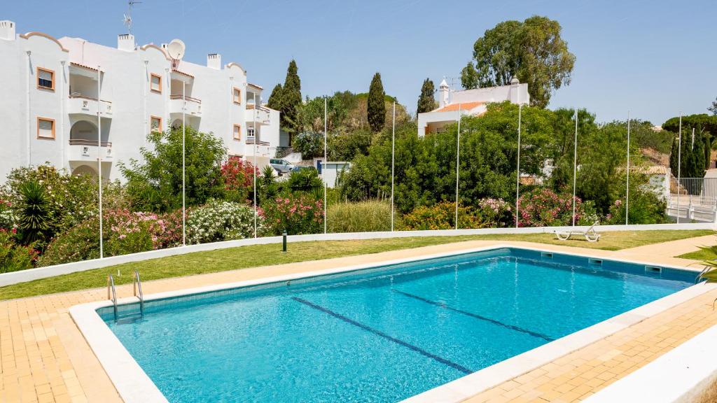 Charming Beachside Apartment w/ Pool by LovelyStay, Albufeira