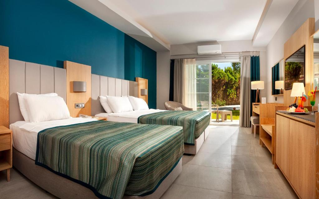 Ephesia Holiday Beach Club — Kusadasi, Aydin