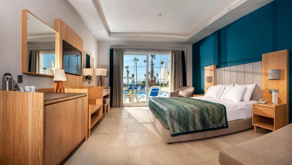 Ephesia Holiday Beach Club — Kusadasi, Aydin
