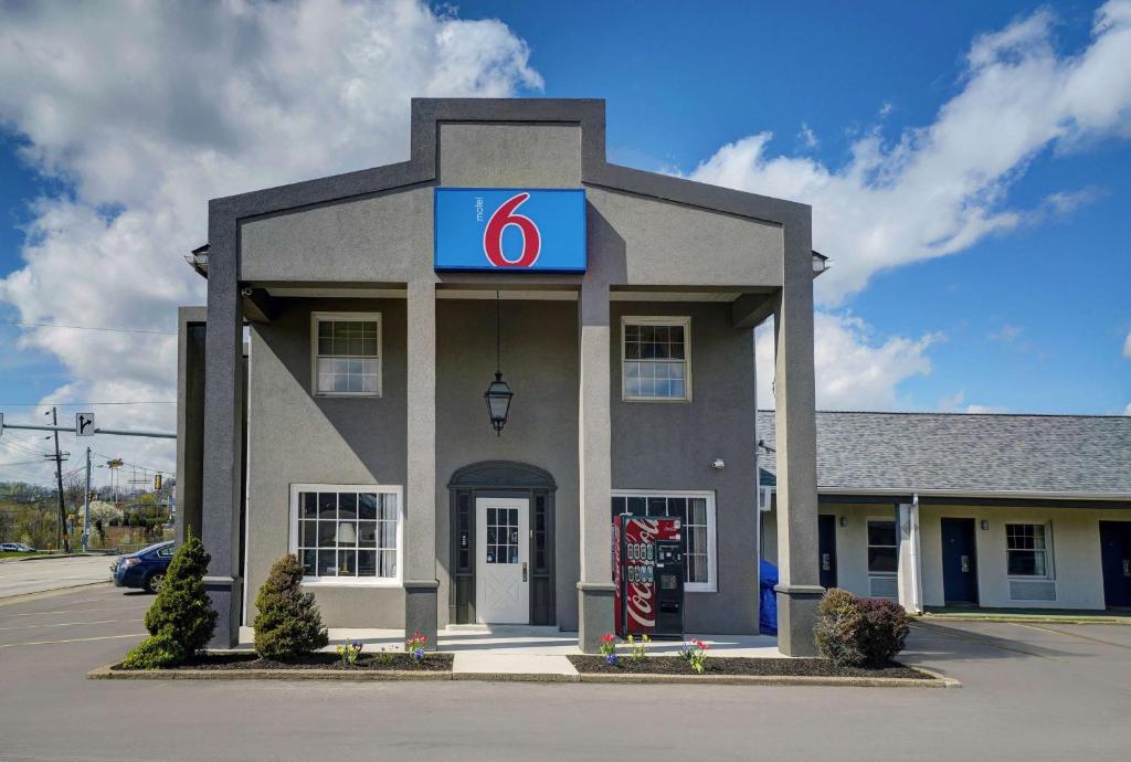 Motel 6 Washington, PA — Hotel in Washington (PA)