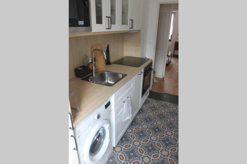 Nod off in Neudorf! Cozy 2 beds near the tram - 2