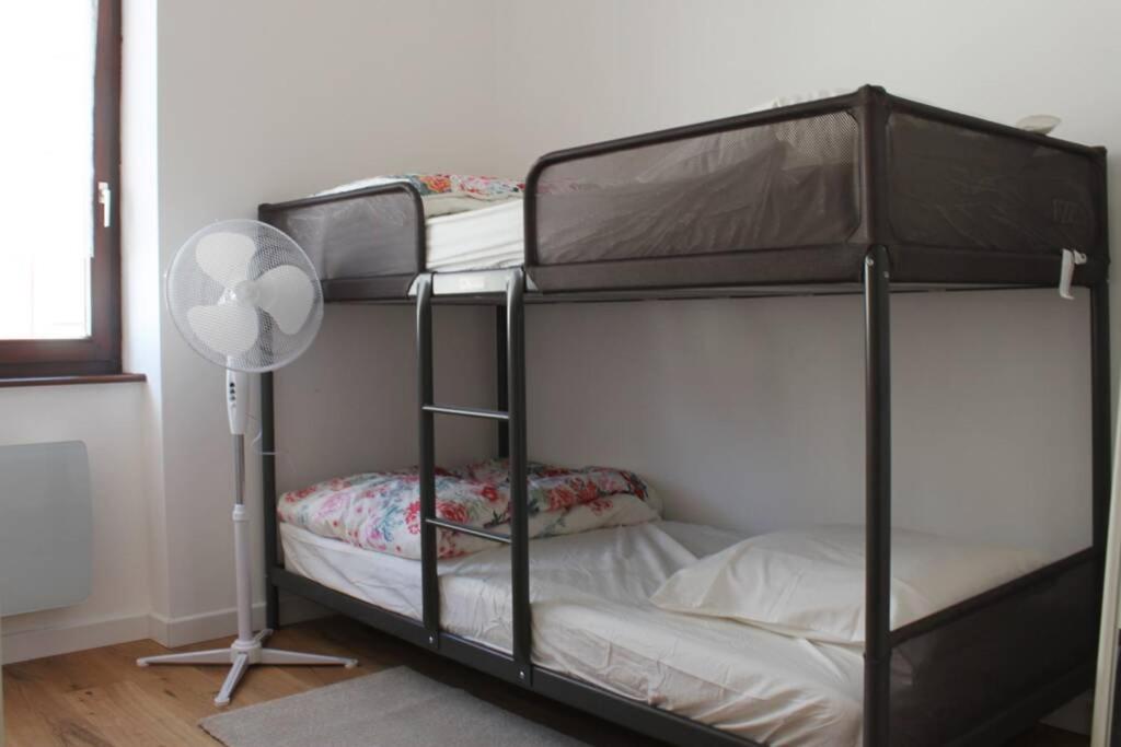 Nod off in Neudorf! Cozy 2 beds near the tram - 4