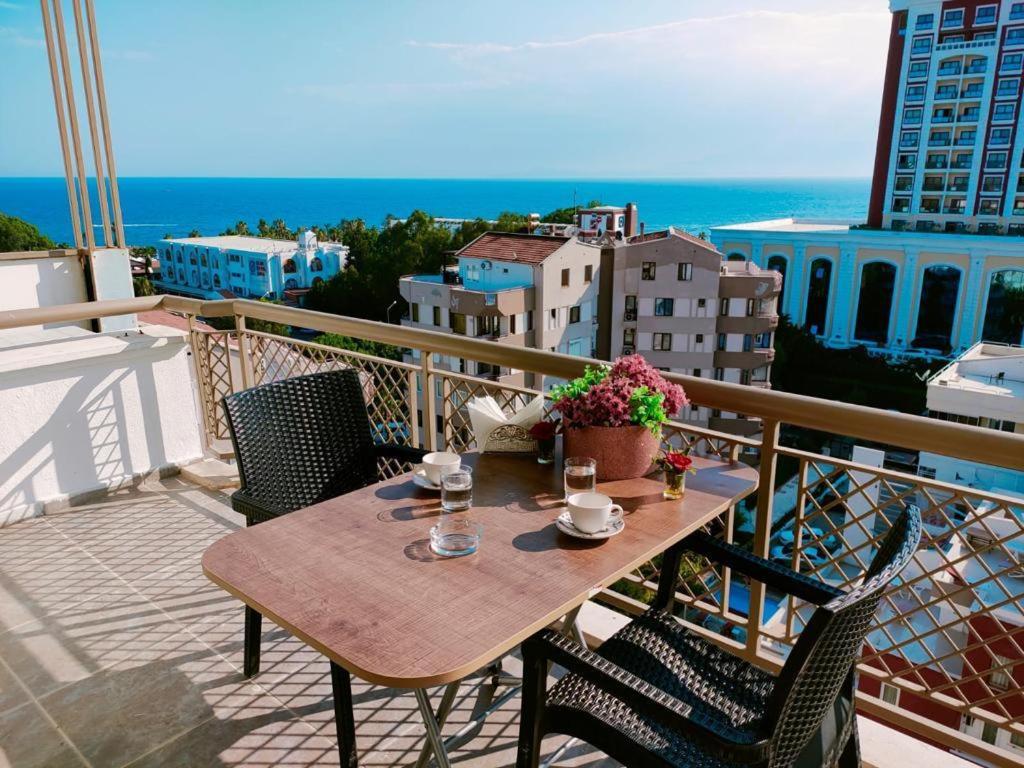 Lara Park Suites photo