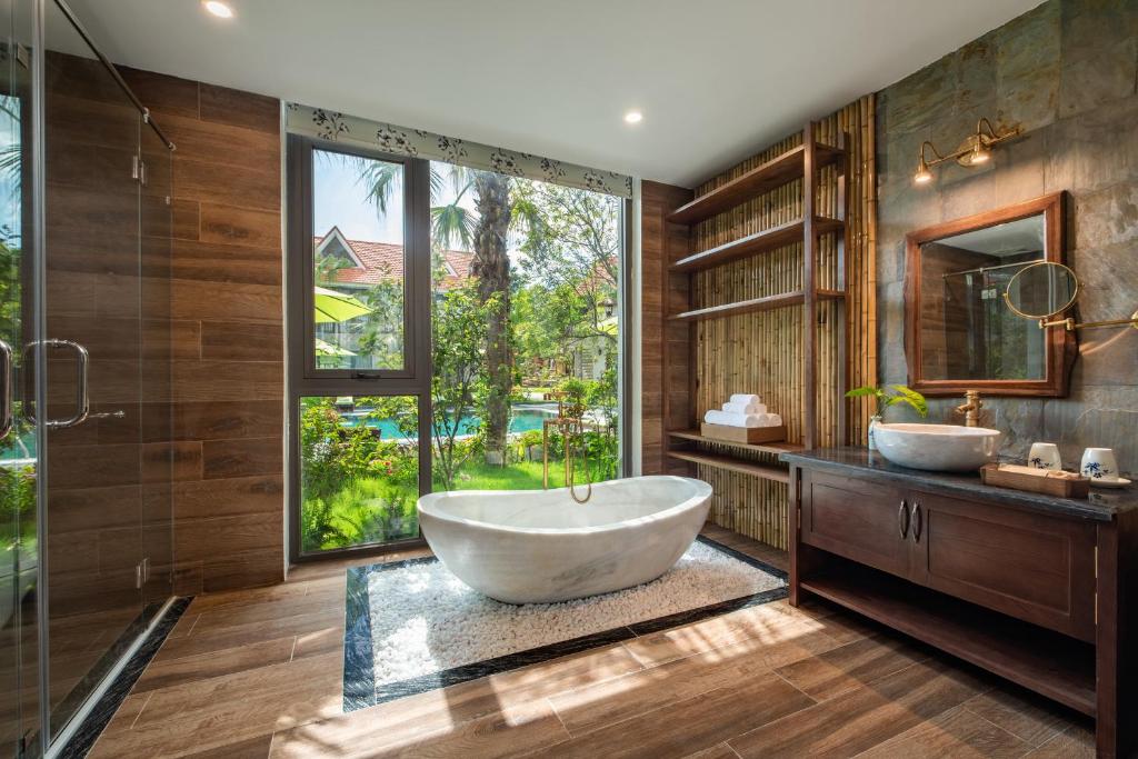 Bathroom, Bai Dinh Riverside Resort & Spa in Ninh Bình