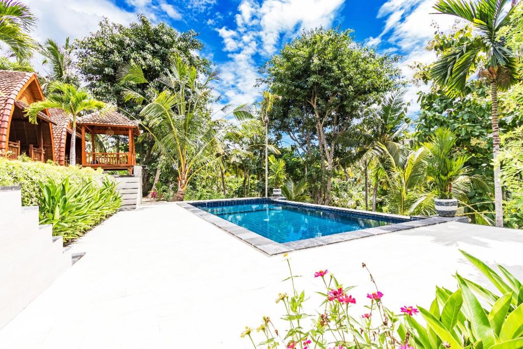 Kelingking Mesari Villa and Spa photo