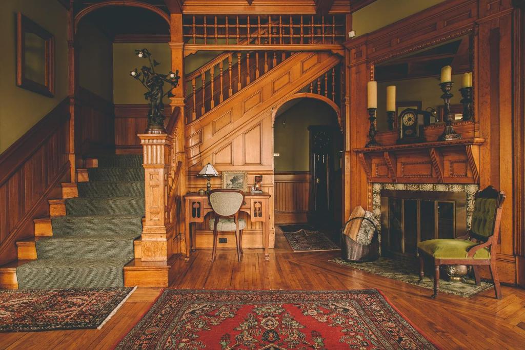 Fairholm Boutique Inns photo