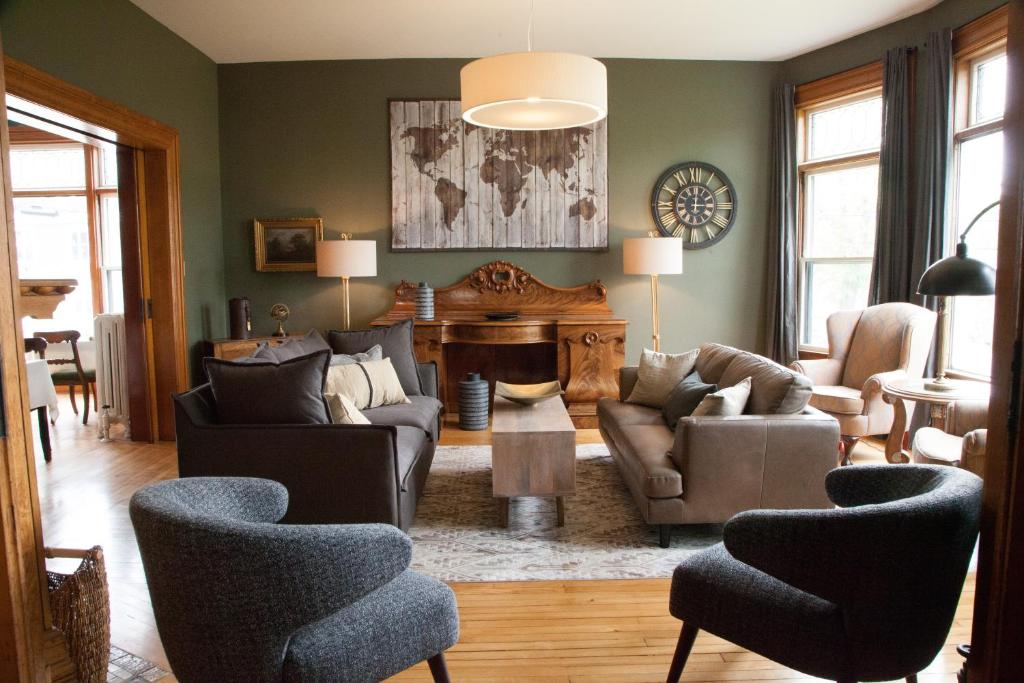 Fairholm Boutique Inns photo