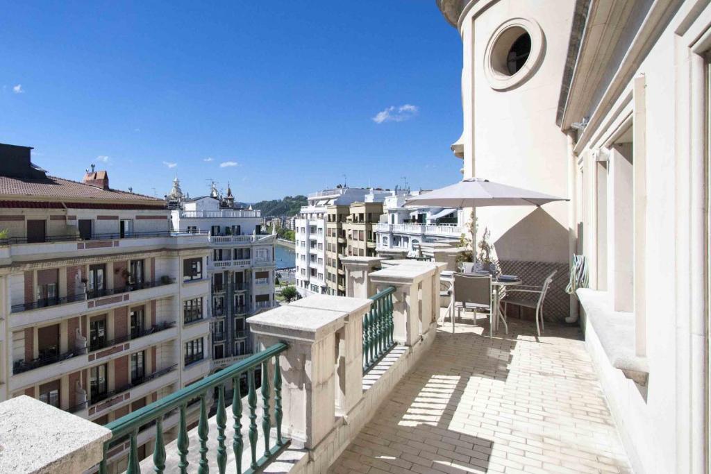 Sunset V - The Rentals Collection, San Sebastián