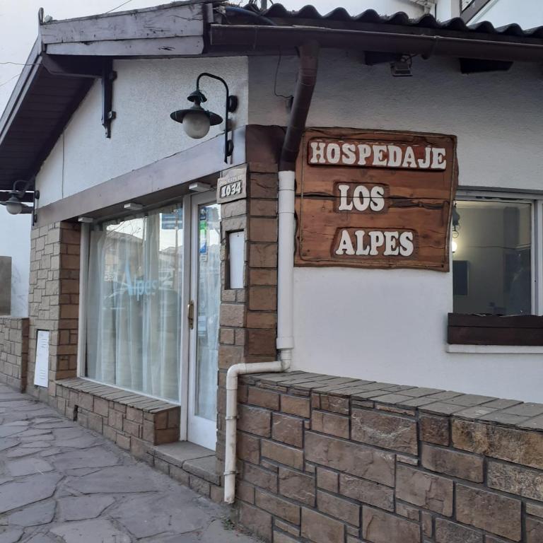 Hospedaje Los Alpes - 2