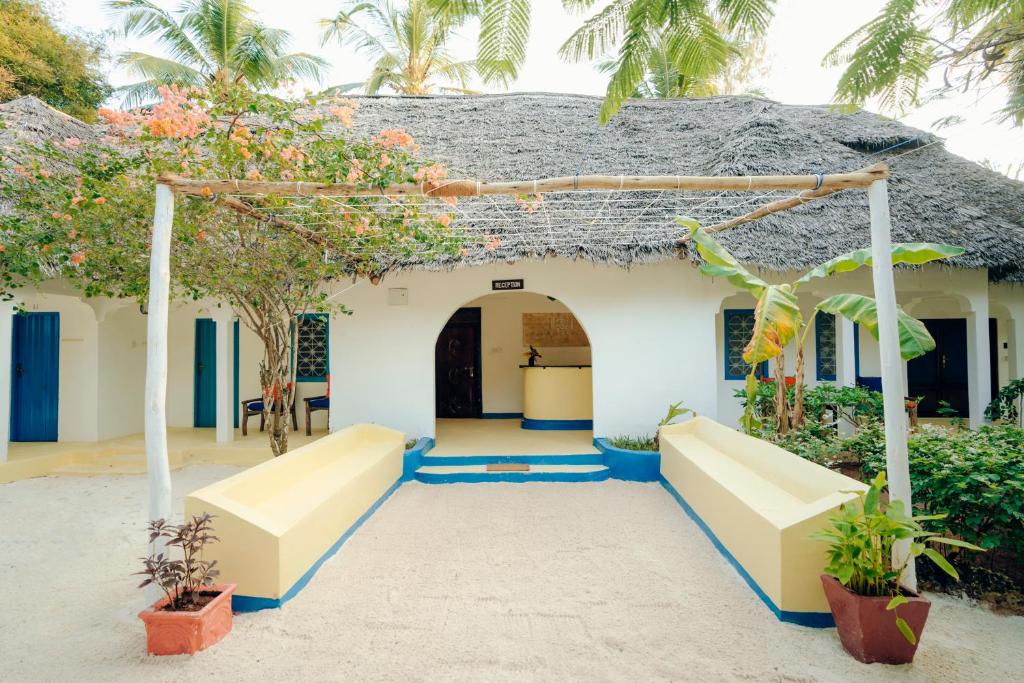 Mchanga Beach Resort photo