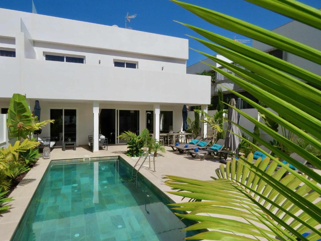 Villa Palm Breeze - 1