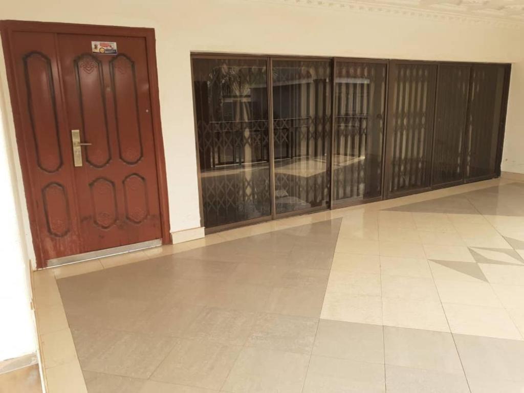 Impeccable 2-Bed Apartment in Kumasi Ashanti 전경