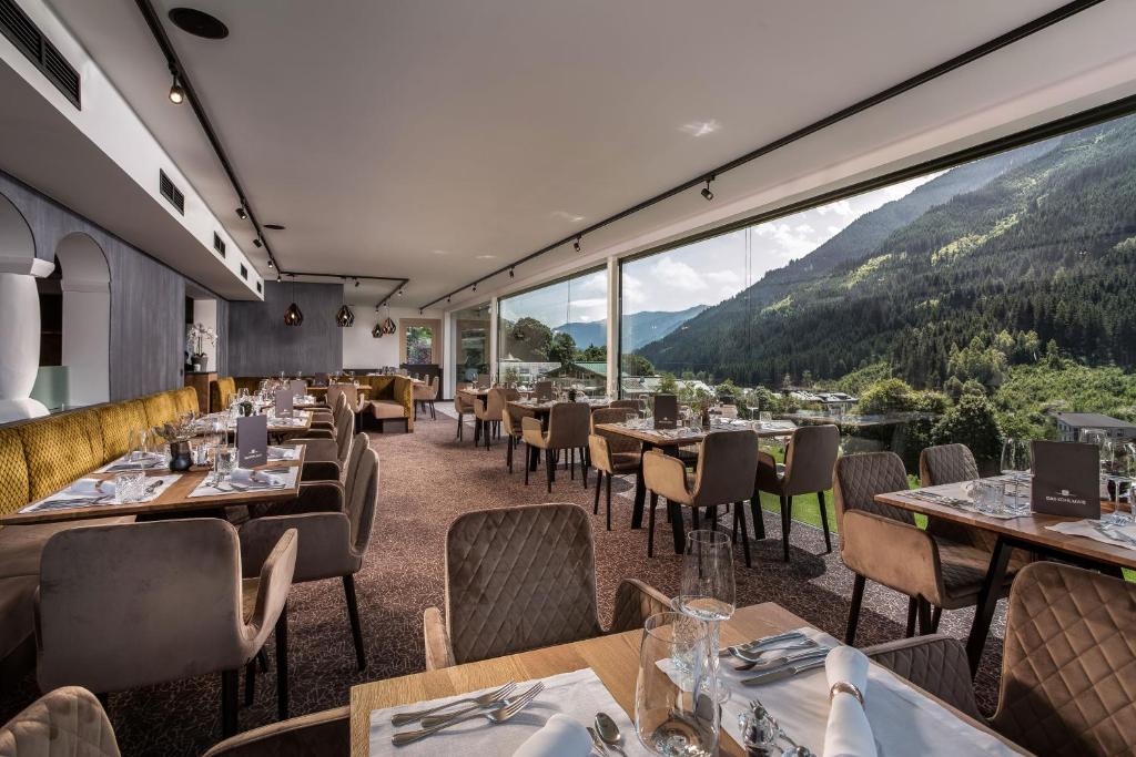 Restaurant, Hotel Das Kohlmais - direkt an der Kohlmaisbahn in Saalbach