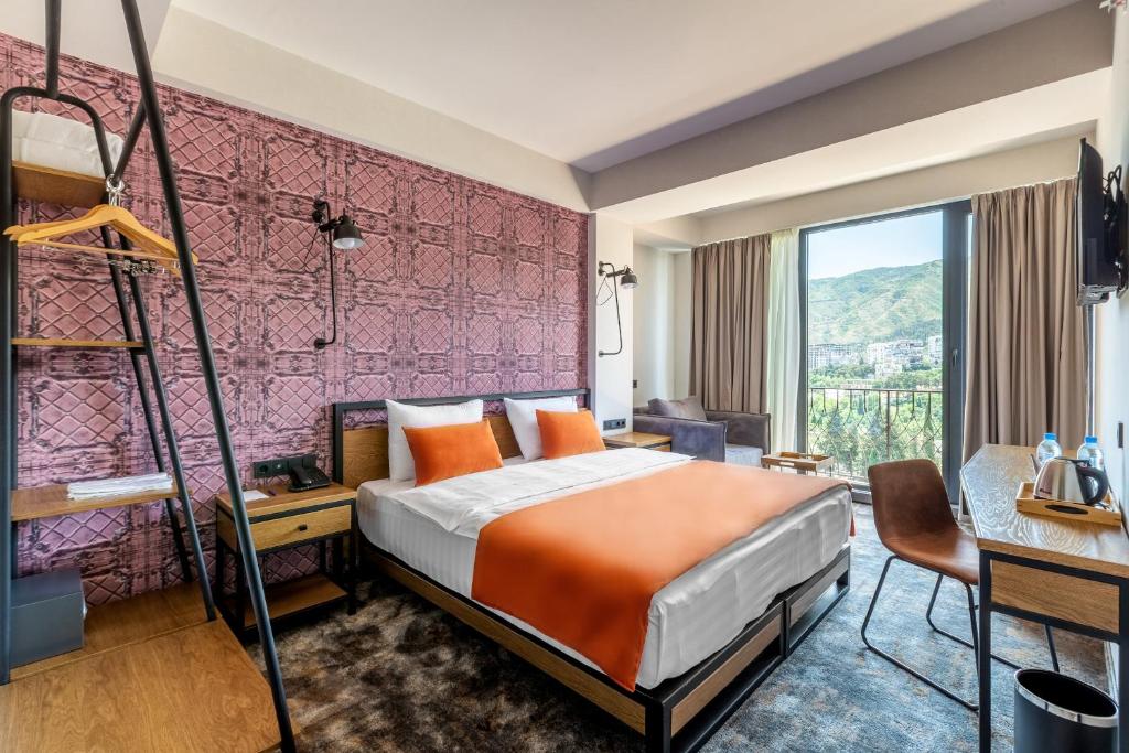 Biography Tbilisi — Hotel in Tbilisi