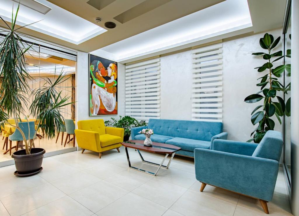 Rubicon Garni Hotel - 4