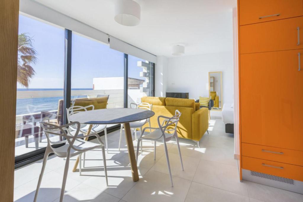 Seafront Boutique CalaBeach Rincon de la Victoria photo