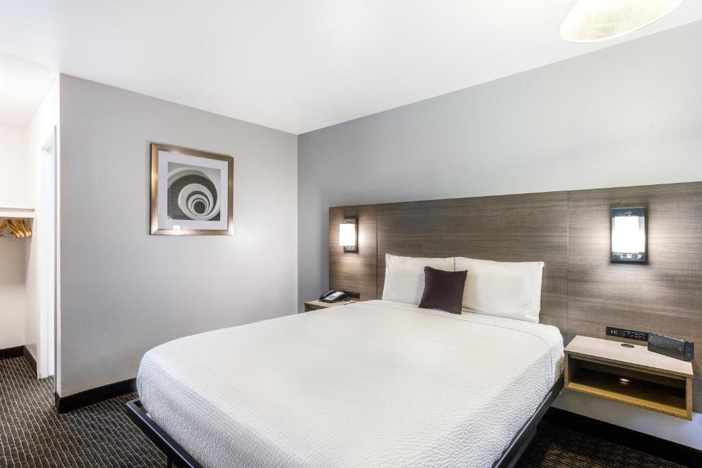 Knights Inn And Suites Yuma Photo 18