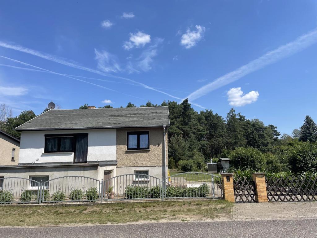 Haus zur Sonne — Hotel in Markisch Buchholz