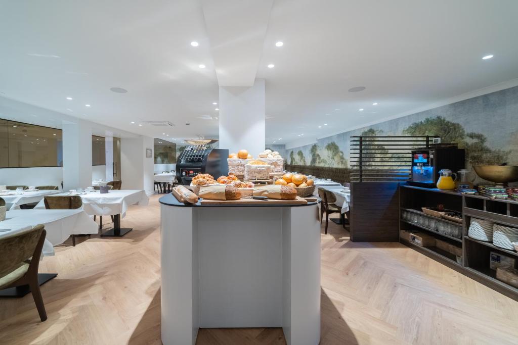 Floris Hotel Bruges Photo 25