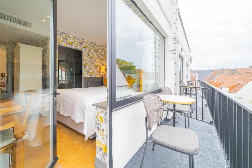 Floris Karos Hotel Bruges photo