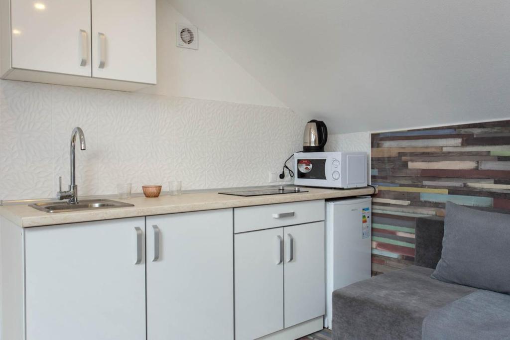 New apartments near the Constitution Square - Kuznechna str. 26/5 photo