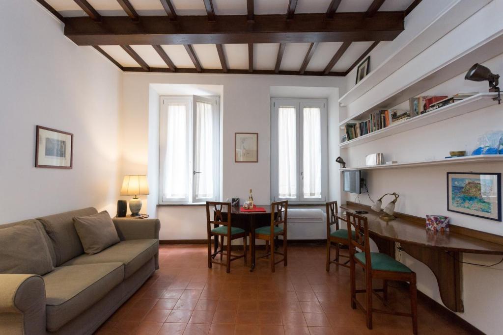 Campo de Fiori Lovely Apartment, Roma
