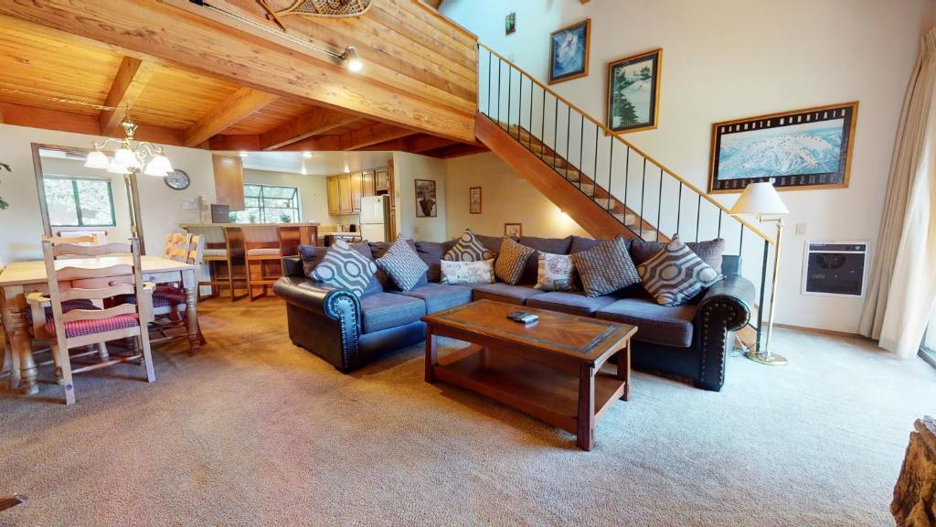 Snowflower #74 Condo, Mammoth Lakes