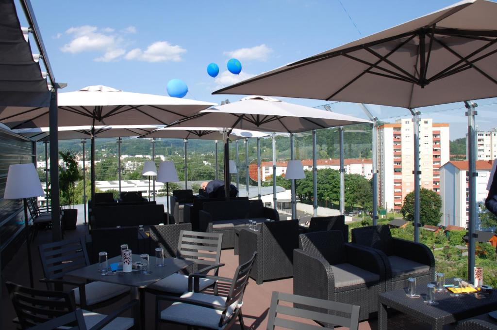 Restaurant, NOVAPARK Flugzeughotel Graz in Graz