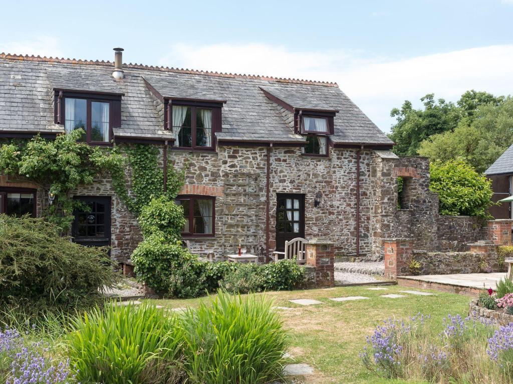 Greenfinch, Holsworthy